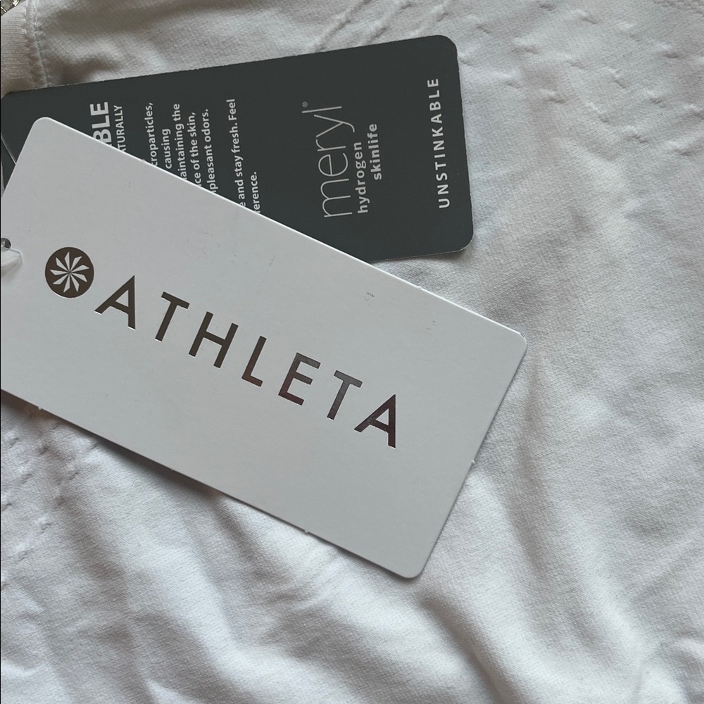 Athleta speedlight seamless tank White Sleeveless Women's Top NWT - Picture 5 of 5